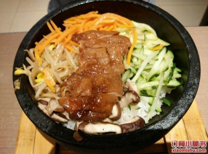 鸡排石锅拌饭
